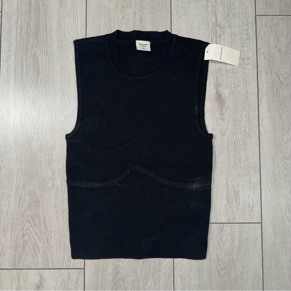 Abercrombie and Fitch Top